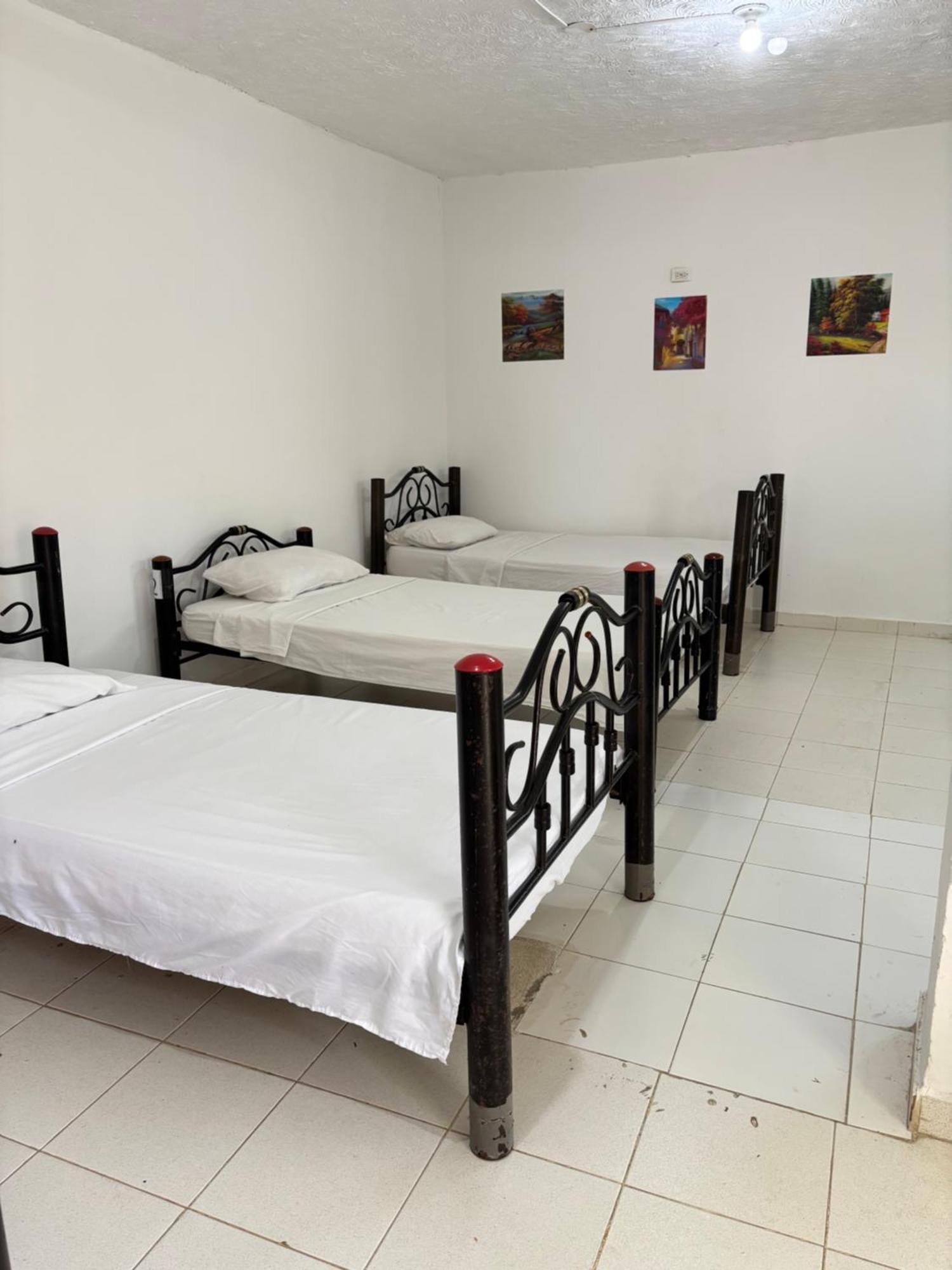 Sierraventura Hostel Taganga Buitenkant foto